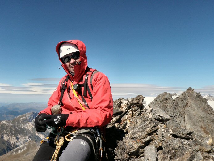 Arete du Soleil (41).jpg - Mich avec ses gants aggripants, c'est de la triche !!!